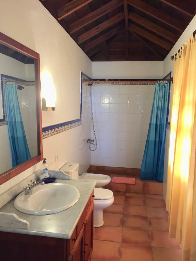 Llanos Negros Agroturismo *